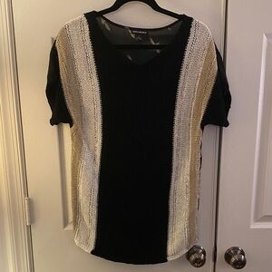 Lauren Michelle Black, Cream, and Tan Short Sleeve Top